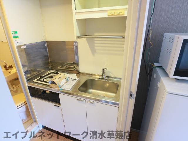 【静岡市駿河区聖一色のマンションのキッチン】