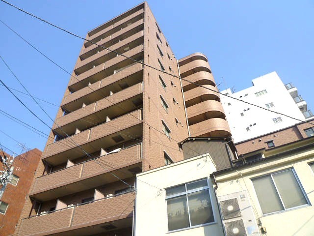 神戸市中央区橘通のマンションの建物外観