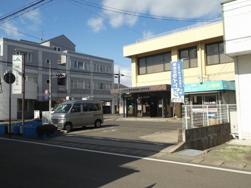 【D-ROOM GRACA 中町WESTの銀行】