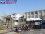 小学校　松阪市立幸小学校（小学校）まで941m