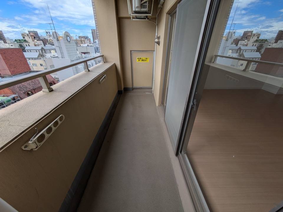 バルコニー　バルコニー