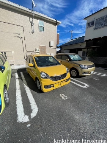 【大竹市白石のアパートの駐車場】