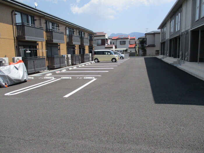 【プレミアージュ　TAKIの駐車場】