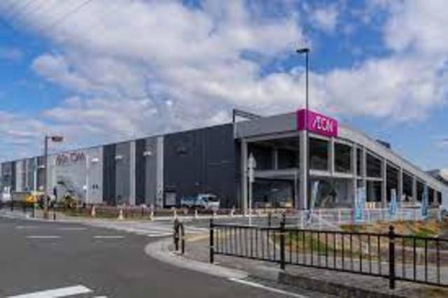 ドラックストア　ウエルシアイオンタウン茨木太田店（ドラッグストア）まで491m