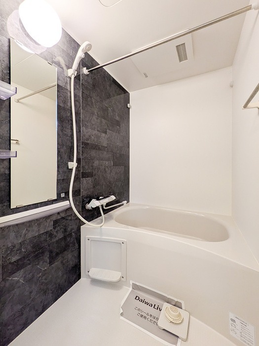 バス・シャワールーム　追い焚き付き