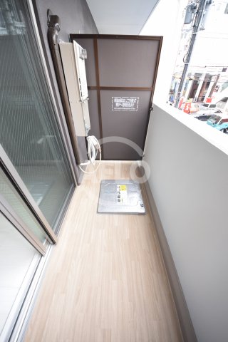 バルコニー　AKASHI ENTERPRISE　バルコニー