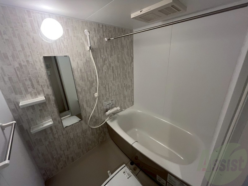 バス・シャワールーム　お風呂になります。一日の疲れを癒してくださいね。