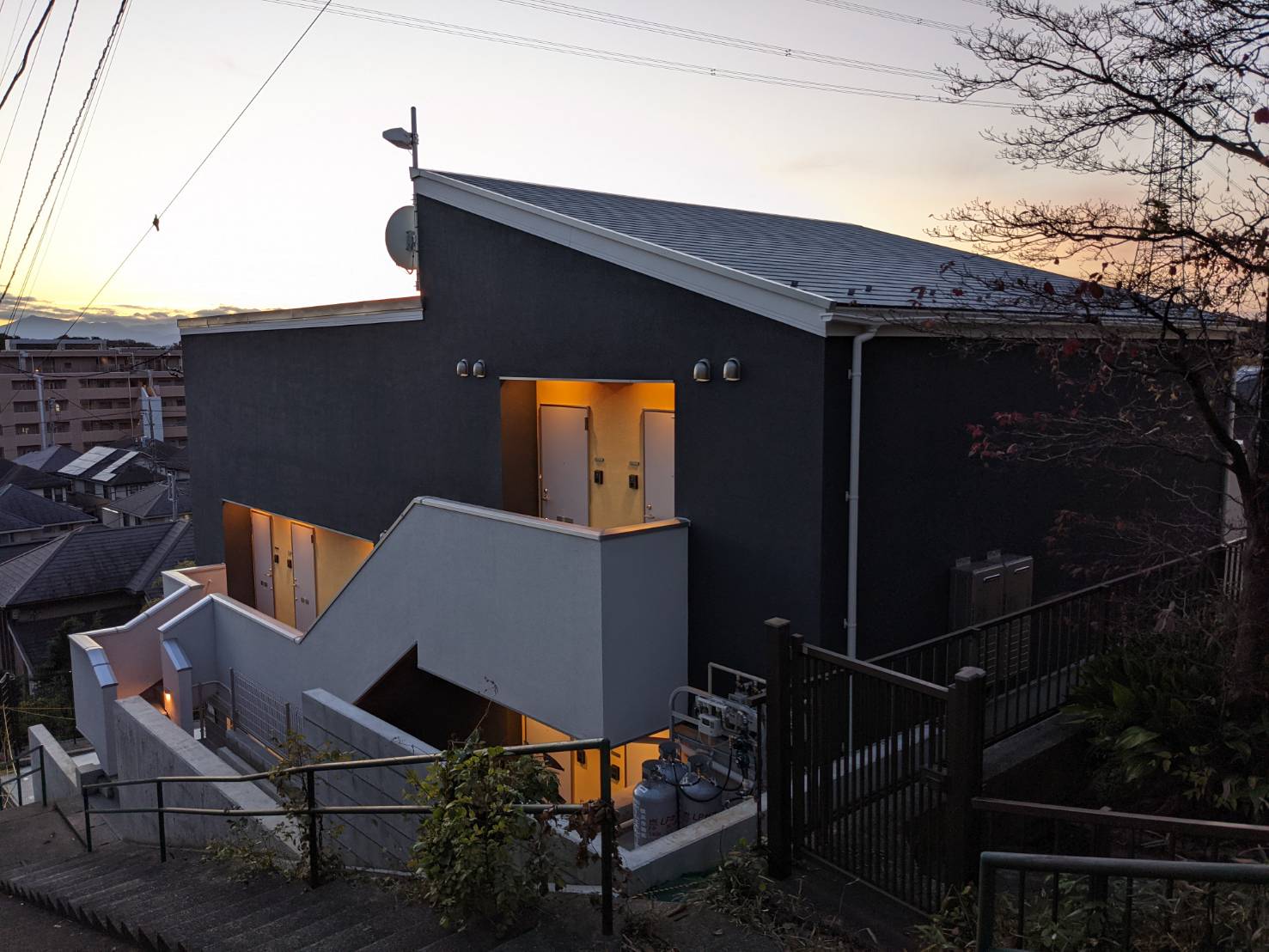 建物外観　★お問い合わせは044-299-8985★