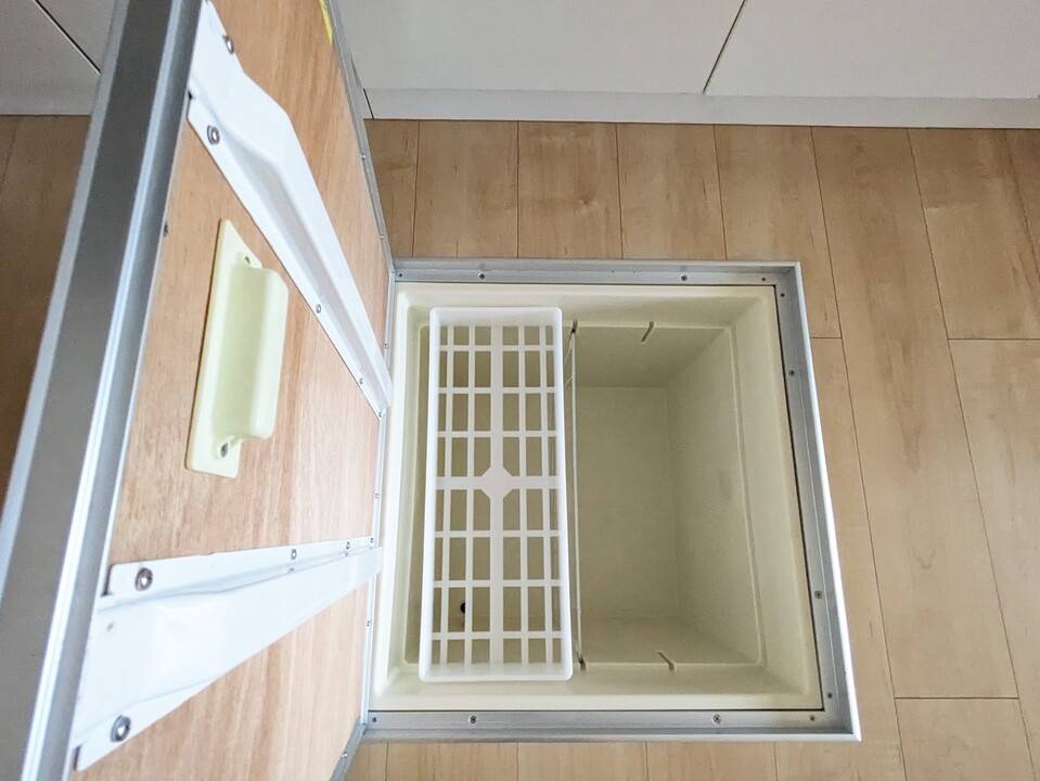 収納　床下収納