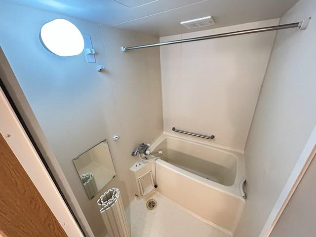 バス・シャワールーム　浴室