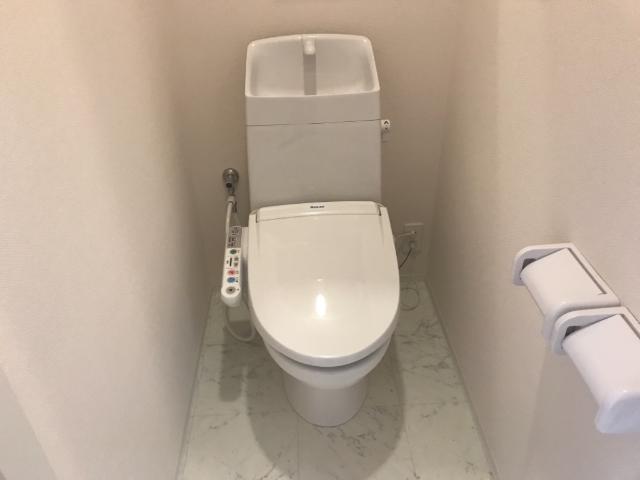 トイレ　シャワー付トイレ