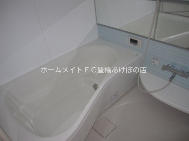 バス・シャワールーム　同型別部屋写真