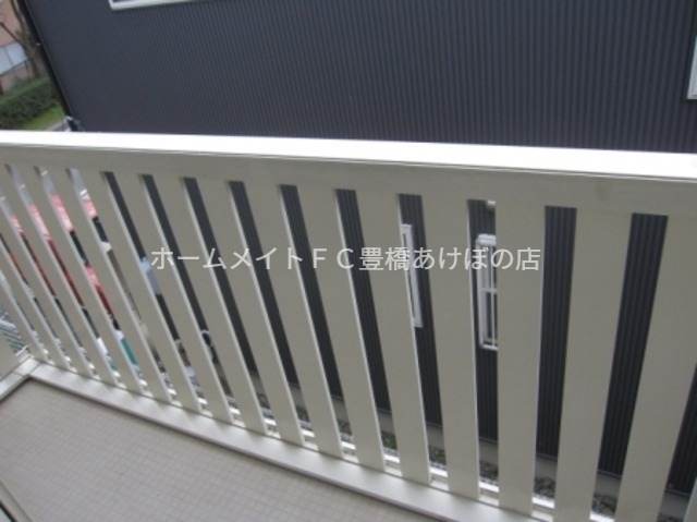 バルコニー　同型別部屋写真