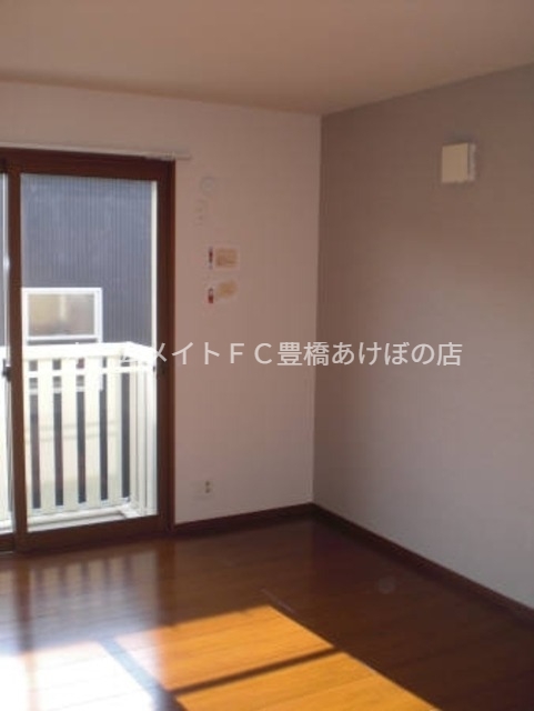 居室・リビング　同型別部屋写真