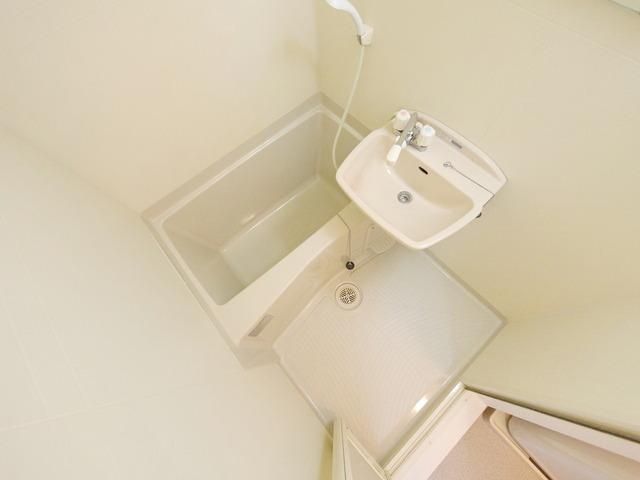 バス・シャワールーム　バス