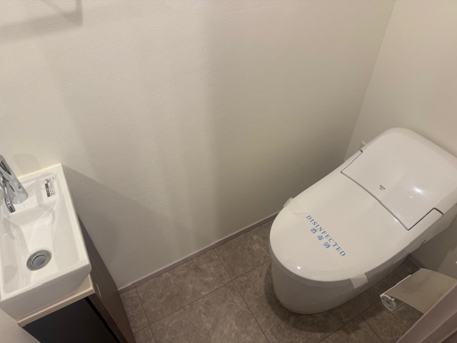 トイレ　別部屋参考写真