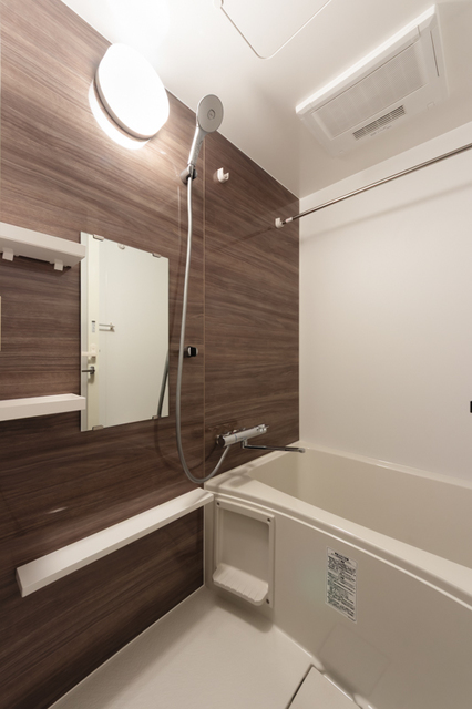 バス・シャワールーム　※写真は同タイプ住戸です。