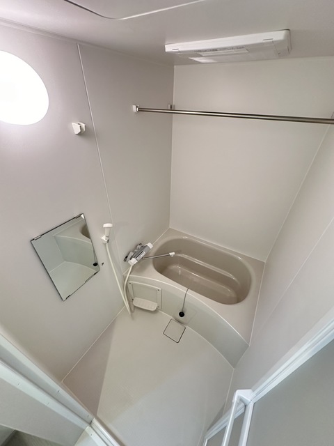 バス・シャワールーム　同施工会社参考写真です