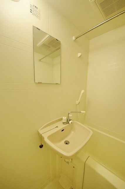 東武伊勢崎線 草加駅 徒歩17分 2階建 築20年の内装写真