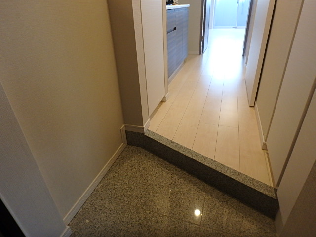 玄関　参考写真