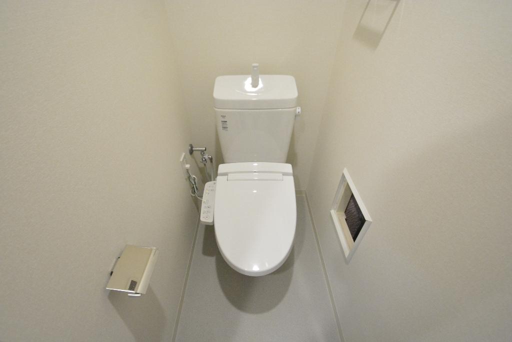 トイレ　シャワー付トイレ