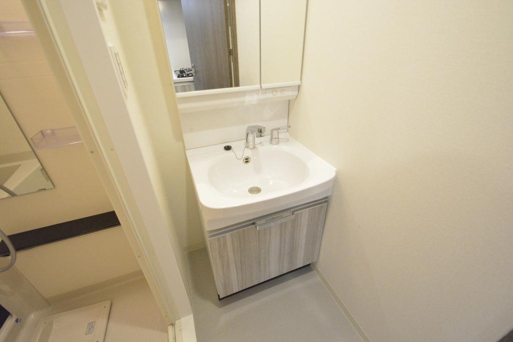 洗面設備　洗髪洗面化粧台