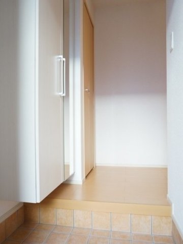 玄関　落ち着いた玄関です
