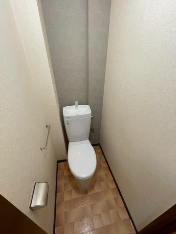 トイレ　シンプルで使いやすいトイレです