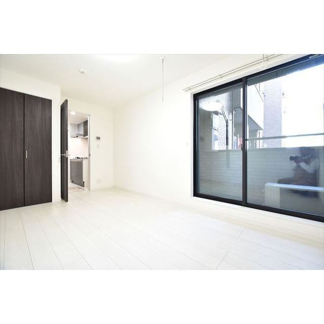 居室・リビング　当社提携の為、どこよりも安く早く安心してご契約可能です。