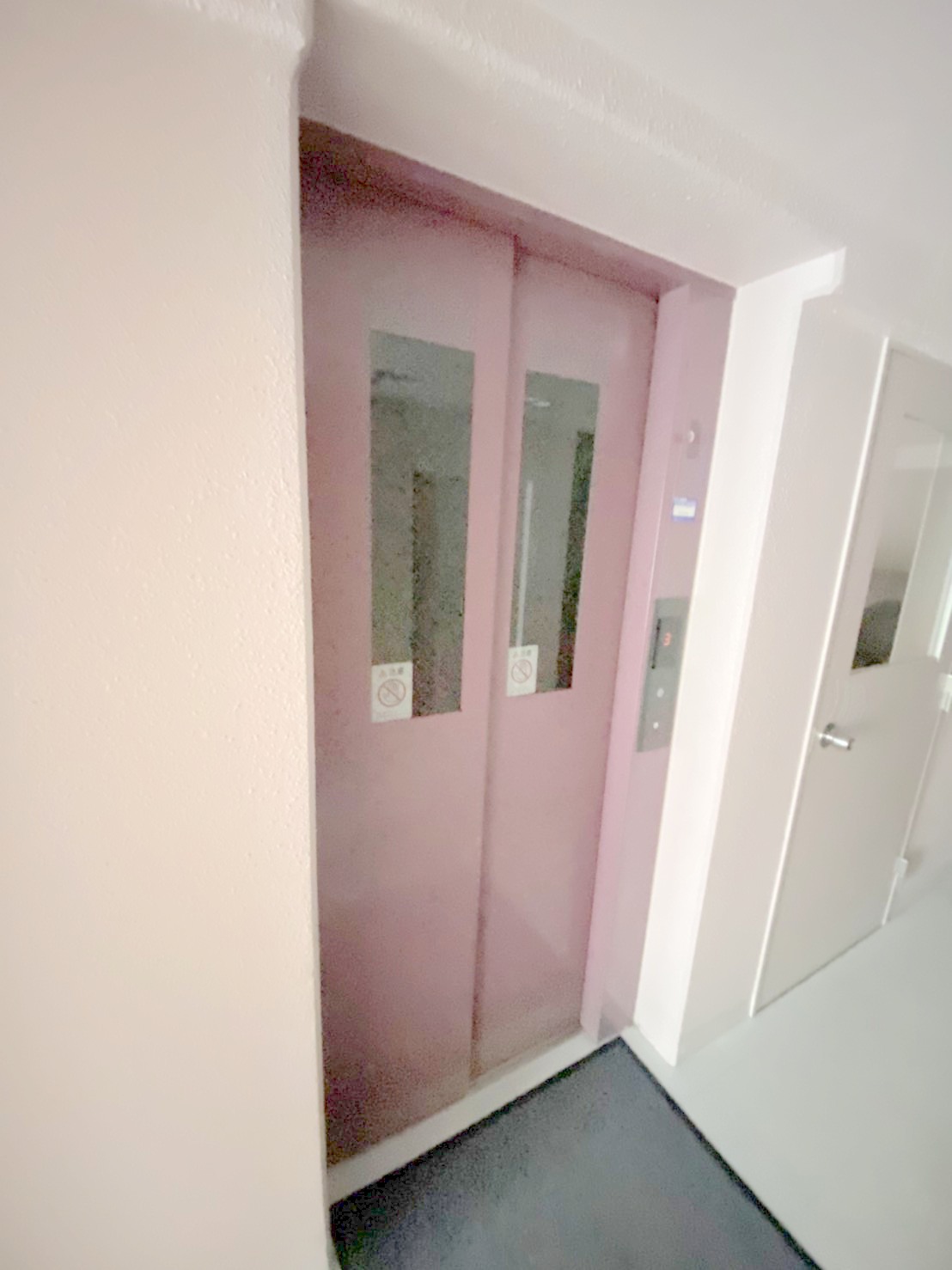 その他共有部分　エレベーター付きで上階でもらくらく！