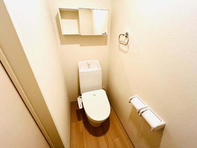 トイレ　シャワー付トイレ