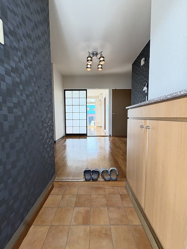 玄関　※掲載情報と物件の現況が異なる場合、現況を優先とする。