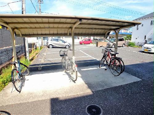 その他共有部分　駐輪場完備