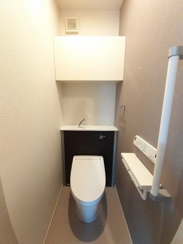 トイレ　トイレもきれいです