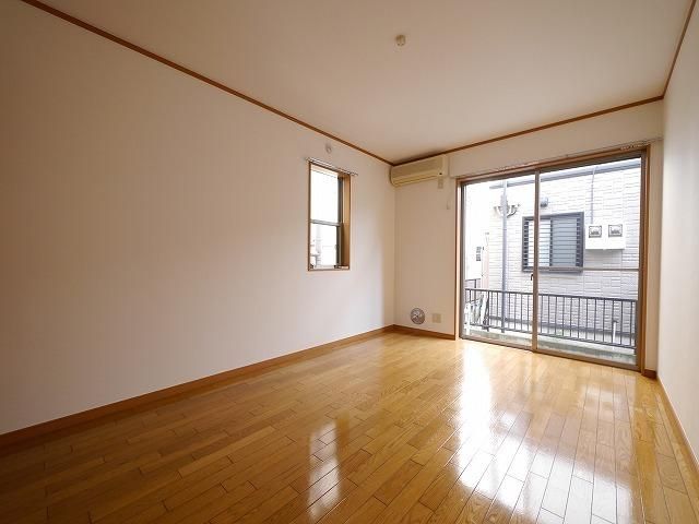 居室・リビング　★お部屋探しは株式会社タウンハウジング東京まで★