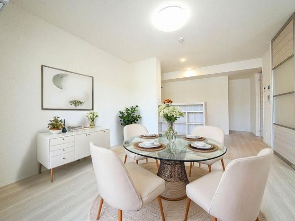 居室・リビング　CGで家具等を配置したもので家具等は含まれません。