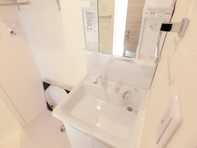 洗面設備　別号室の参考写真となります。