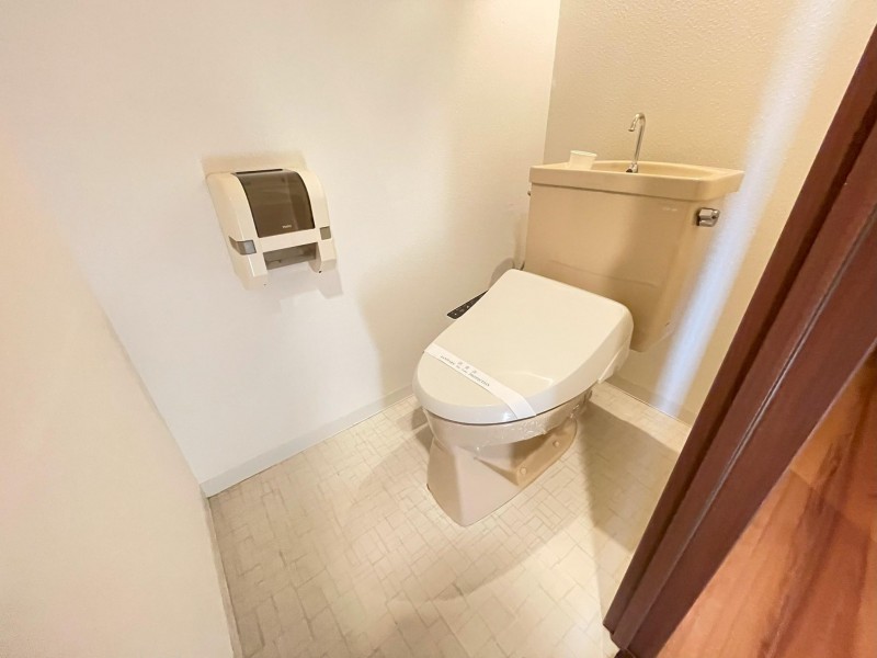 トイレ　トイレ