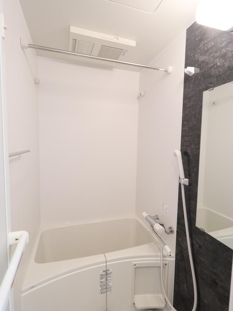 バス・シャワールーム　ゆったり過ごせるお風呂