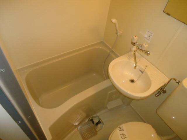 バス・シャワールーム　浴室