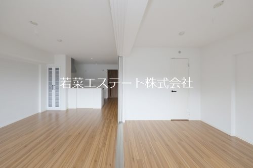 居室・リビング　同型物件写真