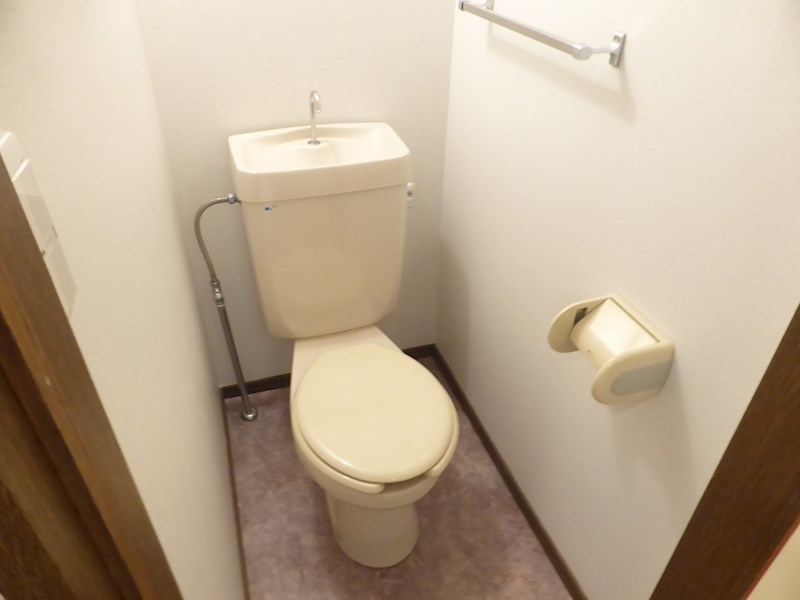 トイレ　参考写真A211