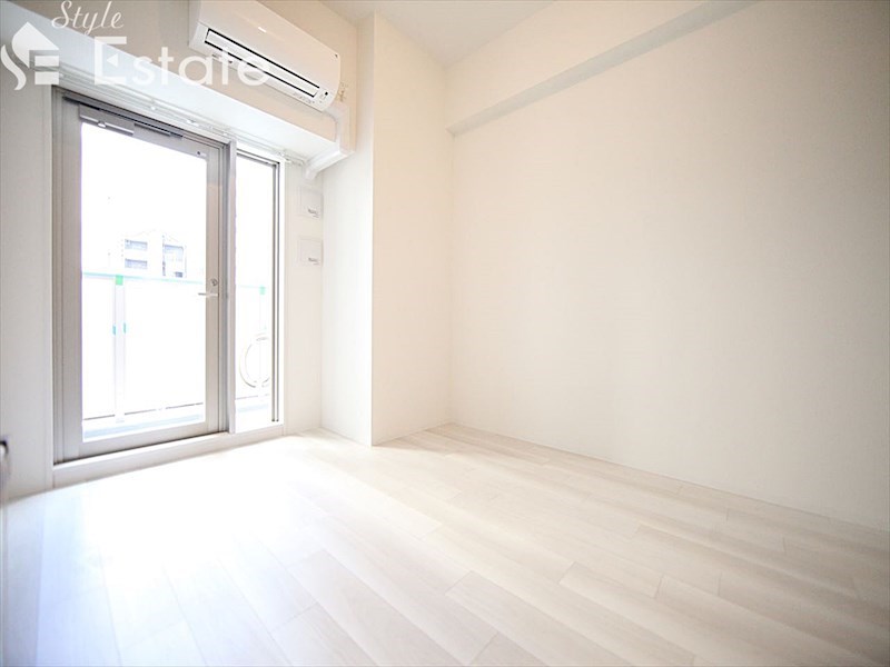 居室・リビング　内装