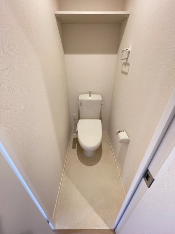 トイレ　ウォシュレット付き♪