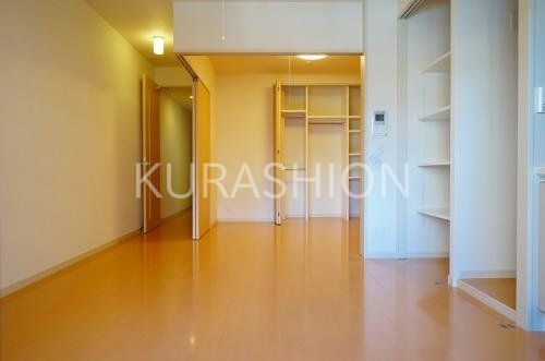 居室・リビング　収納