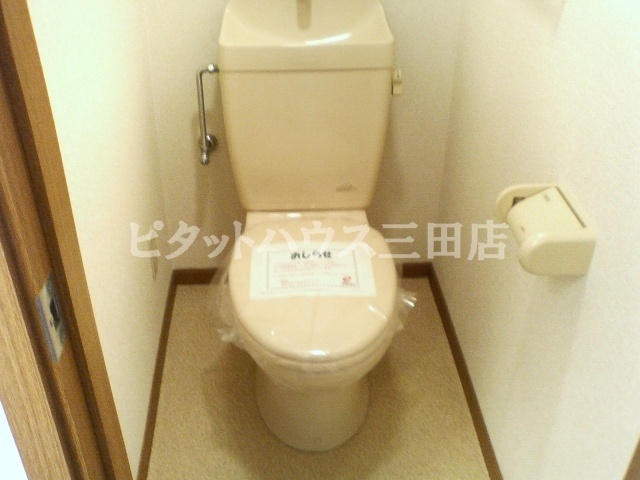 トイレ　洋式トイレです