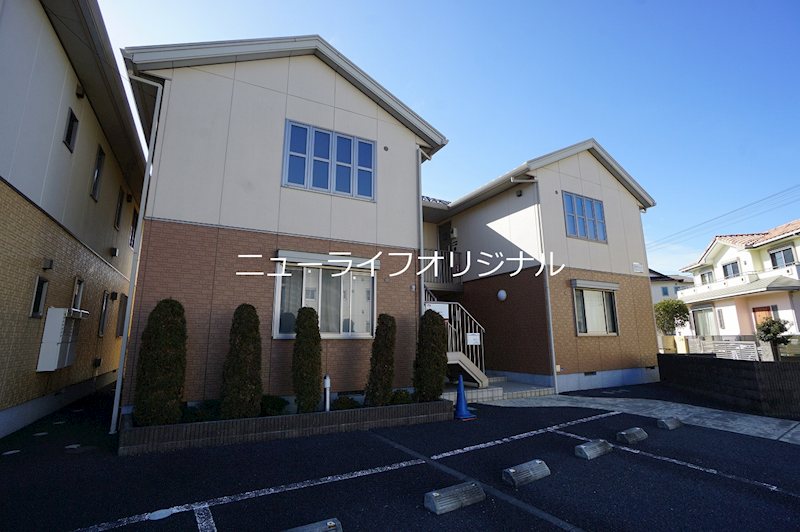 建物外観　買い物に便利な立地　積水ハウスのシャーメゾンアパート