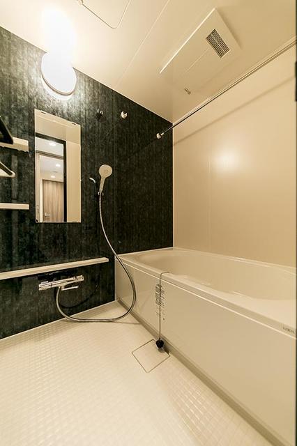 バス・シャワールーム　※写真は同タイプ住戸です。
