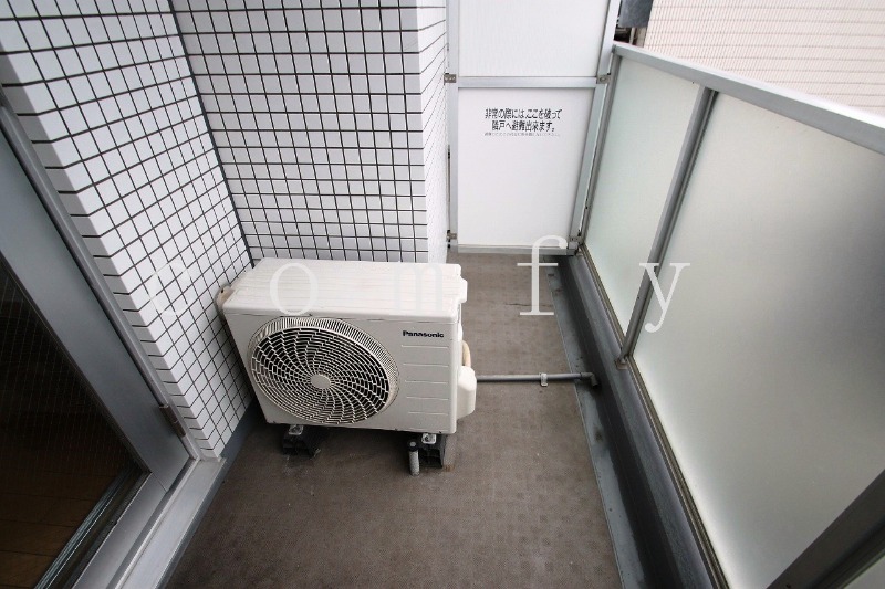 バルコニー　日当りの良いバルコニー