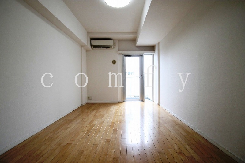 居室・リビング　角部屋２面採光